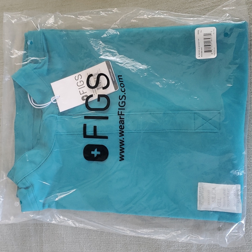 Figs- NWT rafaela scrub top in LIMITED EDITION COLOR- TEAL size XXS